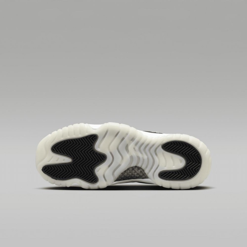 Nike Air Jordan 11 Retro Schoenen Kinderen Wit Zwart Metal Goud Nederland | 074351-DLP
