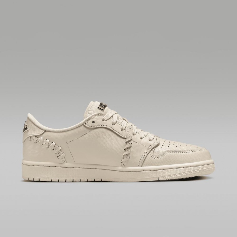 Nike Air Jordan 1 Low Method of Make Schoenen Dames Lichtbruin Metal Goud Nederland | 025786-VYZ