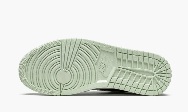 Nike Air Jordan 1 Low SE 'Barely Green' Schoenen Dames Groen Zwart Nederland | 473186-CUE
