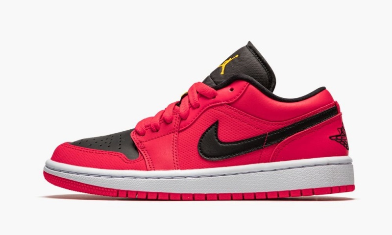 Nike Air Jordan 1 Low \'Siren Red\' Schoenen Dames Rood Zwart Wit Nederland | 702894-YFX