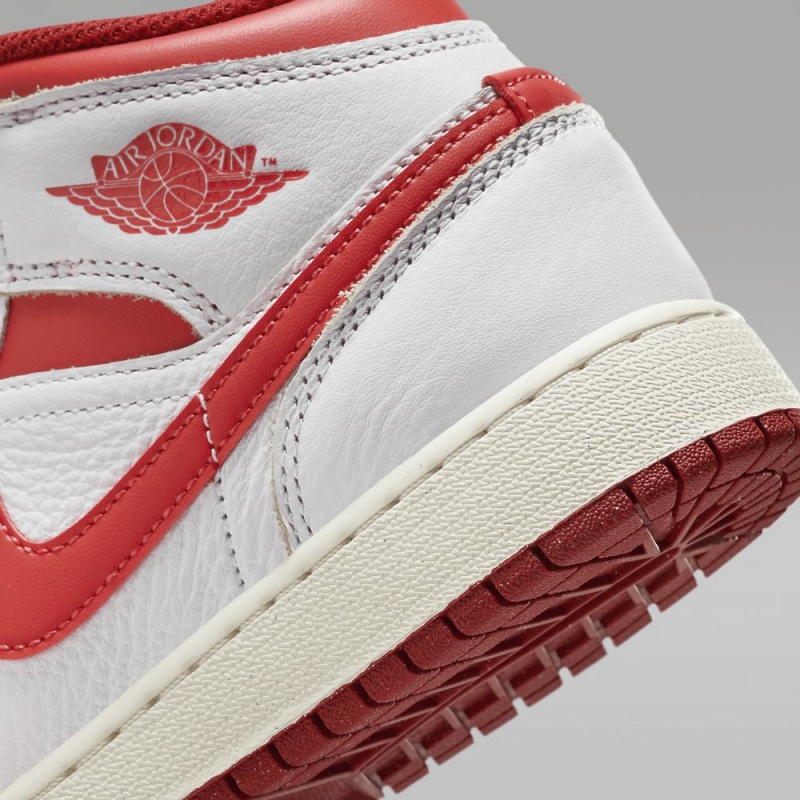 Nike Air Jordan 1 MID SE Schoenen Kinderen Wit Rood Nederland | 493576-SIQ
