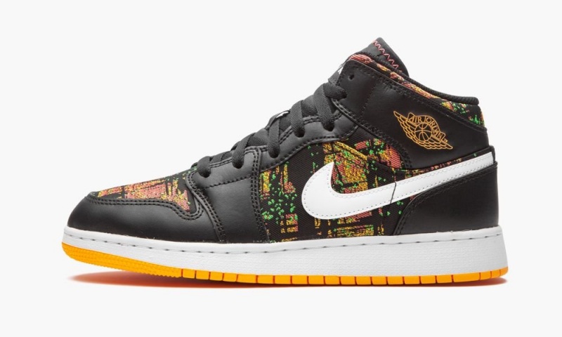 Nike Air Jordan 1 Mid GS \'Black / Laser Orange\' Schoenen Kinderen Zwart Wit Oranje Nederland | 824375-TKE
