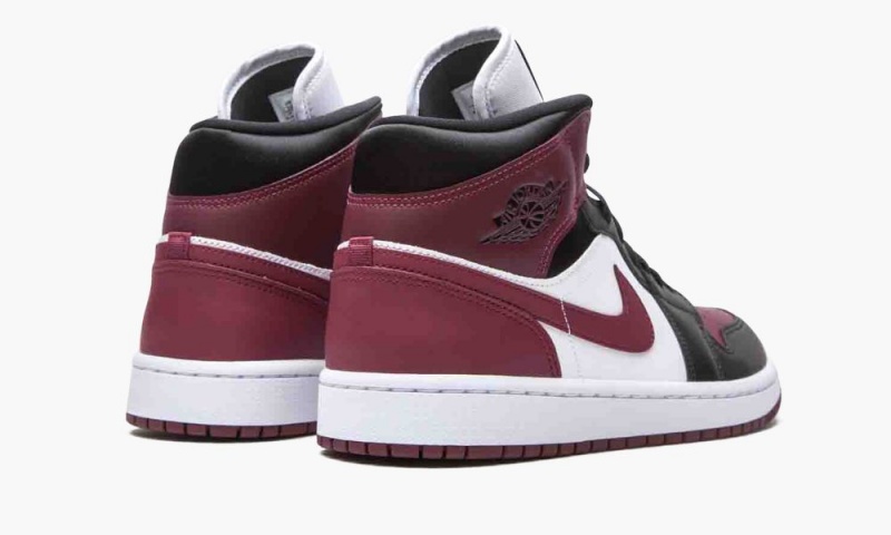 Nike Air Jordan 1 Mid SE 'Gold Pendants' Schoenen Dames Zwart Rood Wit Nederland | 830697-WHO