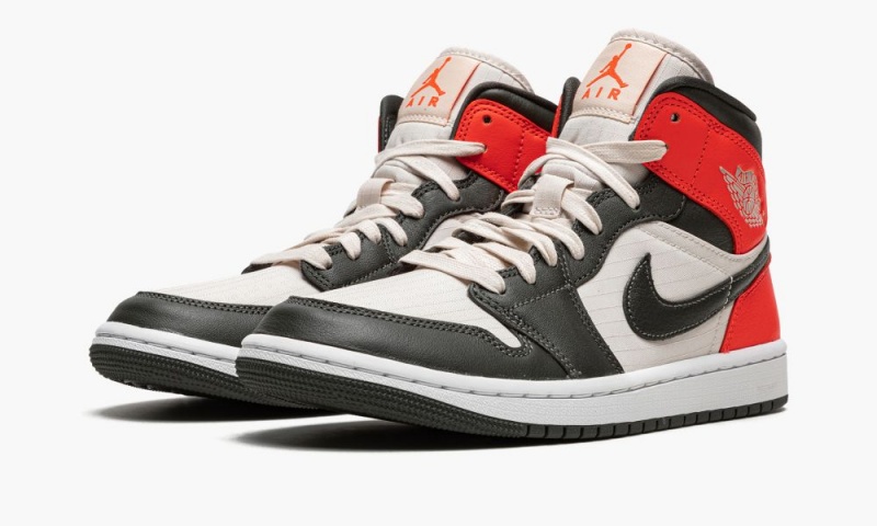 Nike Air Jordan 1 Mid SE 'Newsprint' Schoenen Dames Rood Zwart Nederland | 687215-ZWP