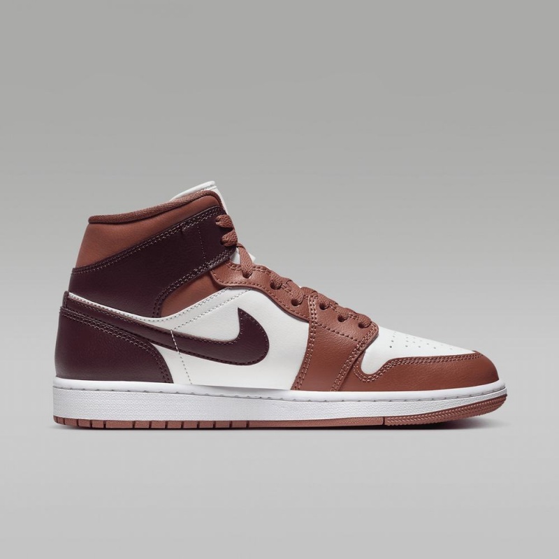 Nike Air Jordan 1 Mid Schoenen Dames Chocola Wit Nederland | 349017-FAD