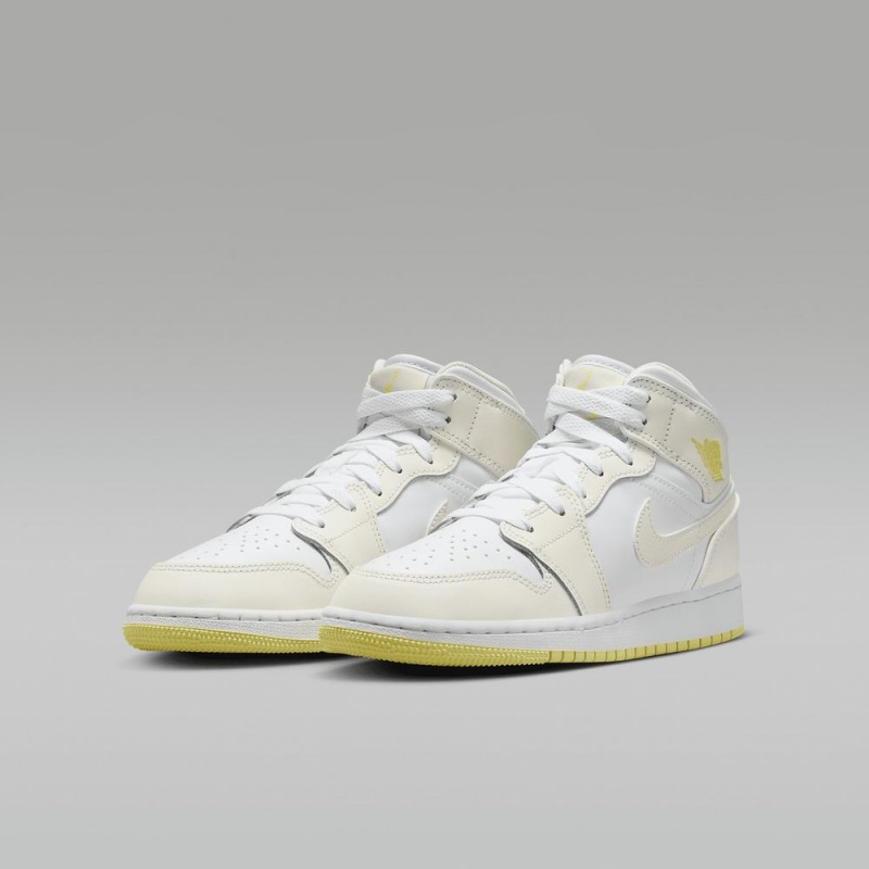 Nike Air Jordan 1 Mid Schoenen Kinderen Wit Lichtoranje Nederland | 826501-TOJ