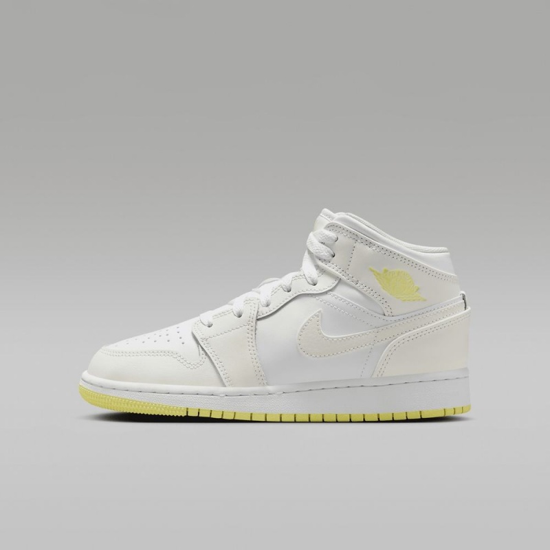 Nike Air Jordan 1 Mid Schoenen Kinderen Wit Lichtoranje Nederland | 826501-TOJ