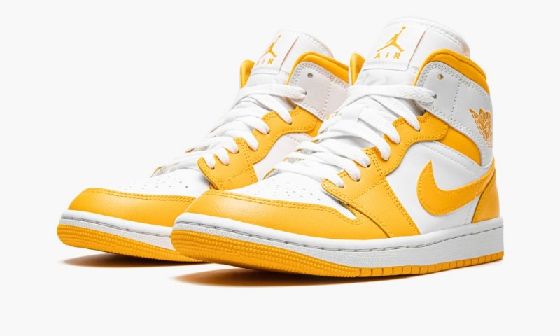 Nike Air Jordan 1 Mid 'White / University Gold' Schoenen Dames Wit Goud Nederland | 942510-QAV