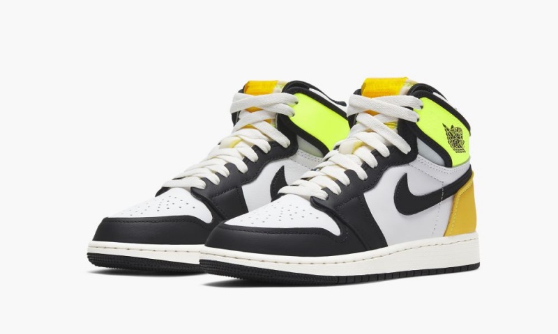 Nike Air Jordan 1 Retro High OG GS 'Volt Gold' Schoenen Kinderen Wit Zwart Nederland | 874261-CDI
