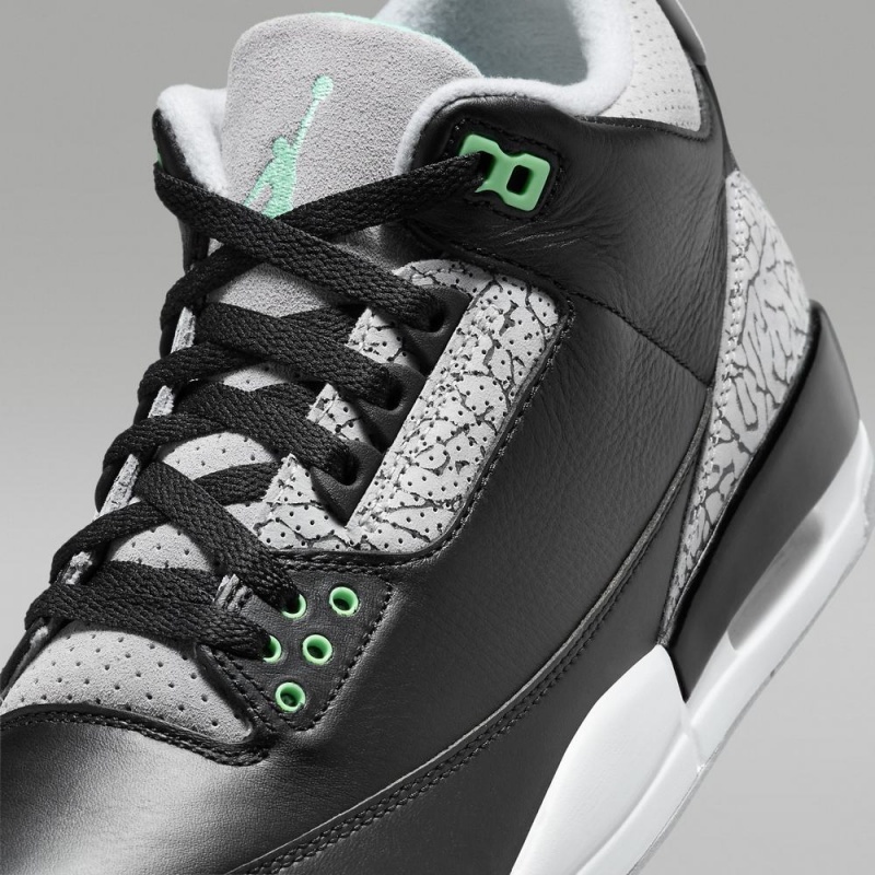 Nike Air Jordan 3 Retro 