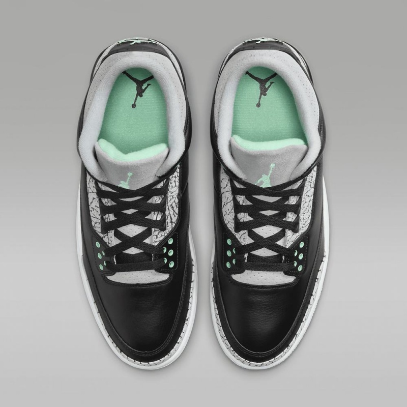 Nike Air Jordan 3 Retro 
