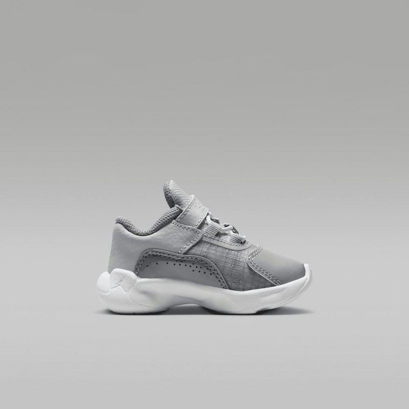 Nike Jordan 11 CMFT Low Schoenen Kinderen Grijs Wit Grijs Nederland | 596307-CTD
