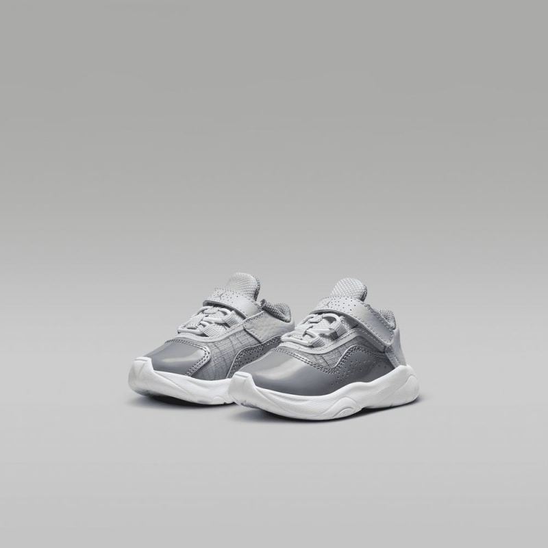 Nike Jordan 11 CMFT Low Schoenen Kinderen Grijs Wit Grijs Nederland | 596307-CTD